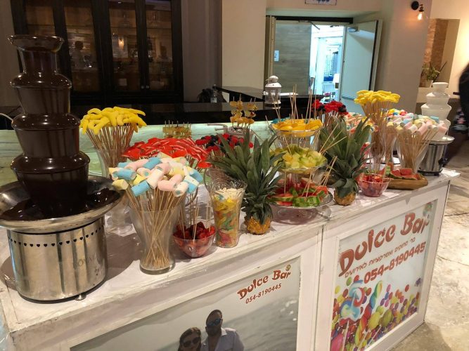 בר מתוקים למסיבת סוויט סיקסטין