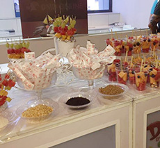 תמונה קטנה של בר מתוקים באירוע חברה