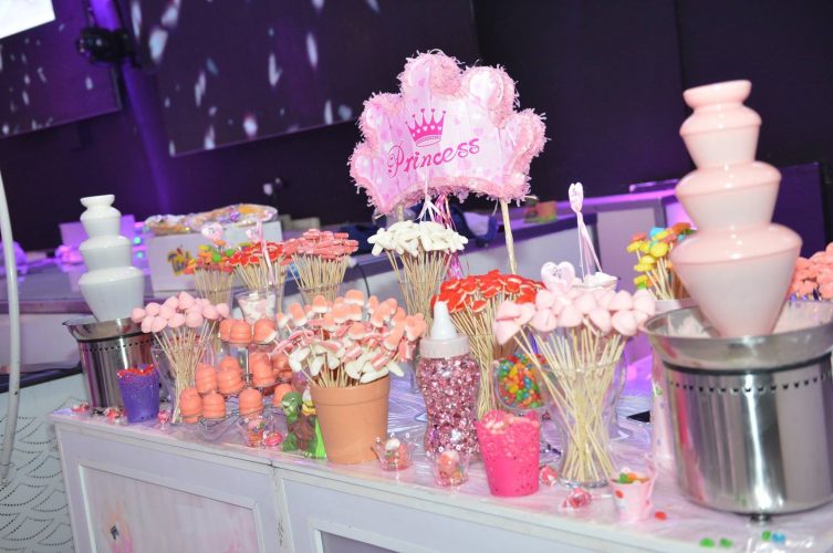 בר מתוקים ורוד בבריתה