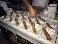 וופל בלגי על מקל